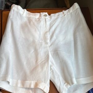 Women's White Linen Shorts